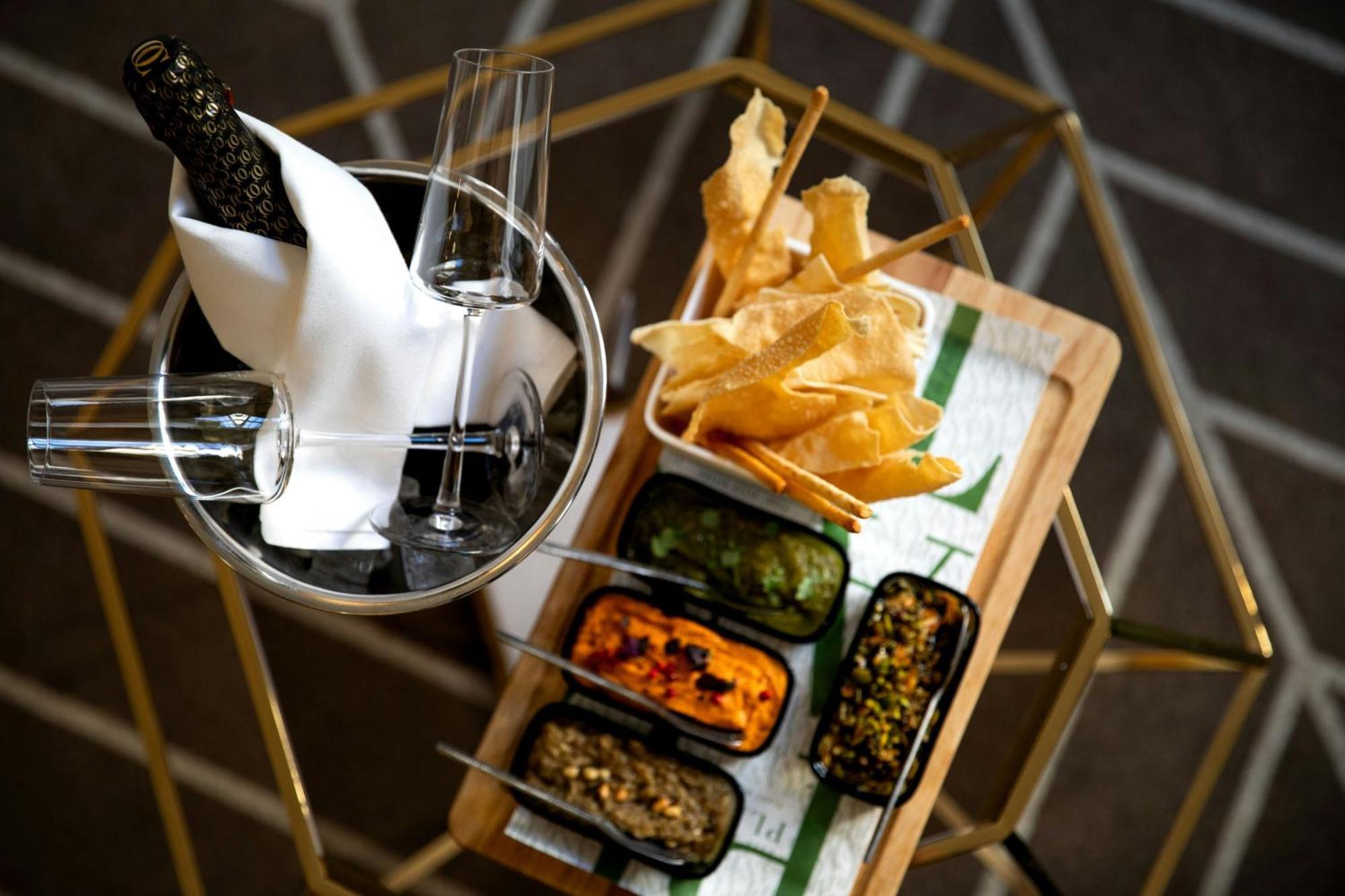 Sapphire House Antwerp, Autograph Collection Hotel Exterior photo A selection of tapas