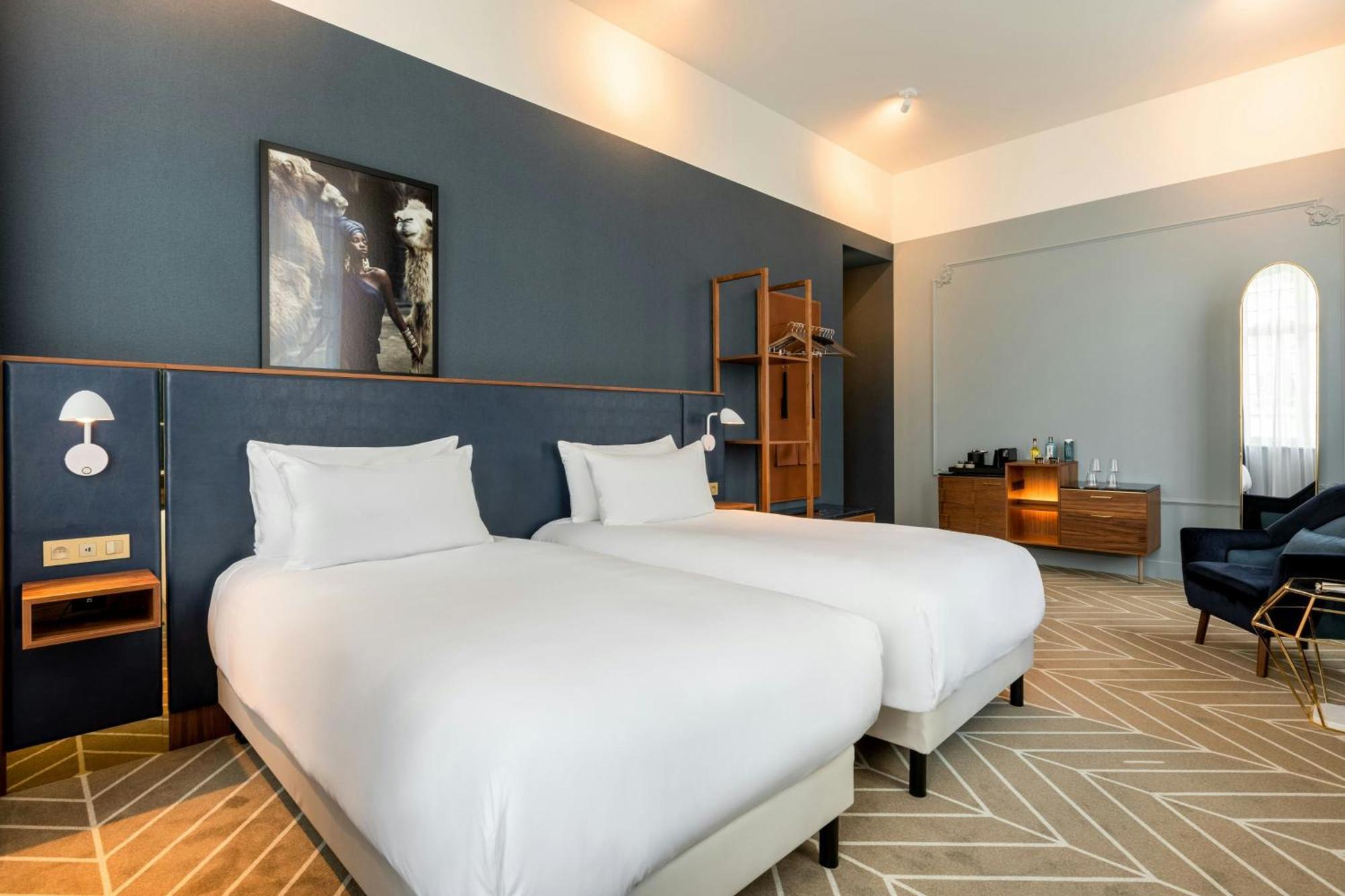 Sapphire House Antwerp, Autograph Collection Hotel Exterior photo A room at the hotel