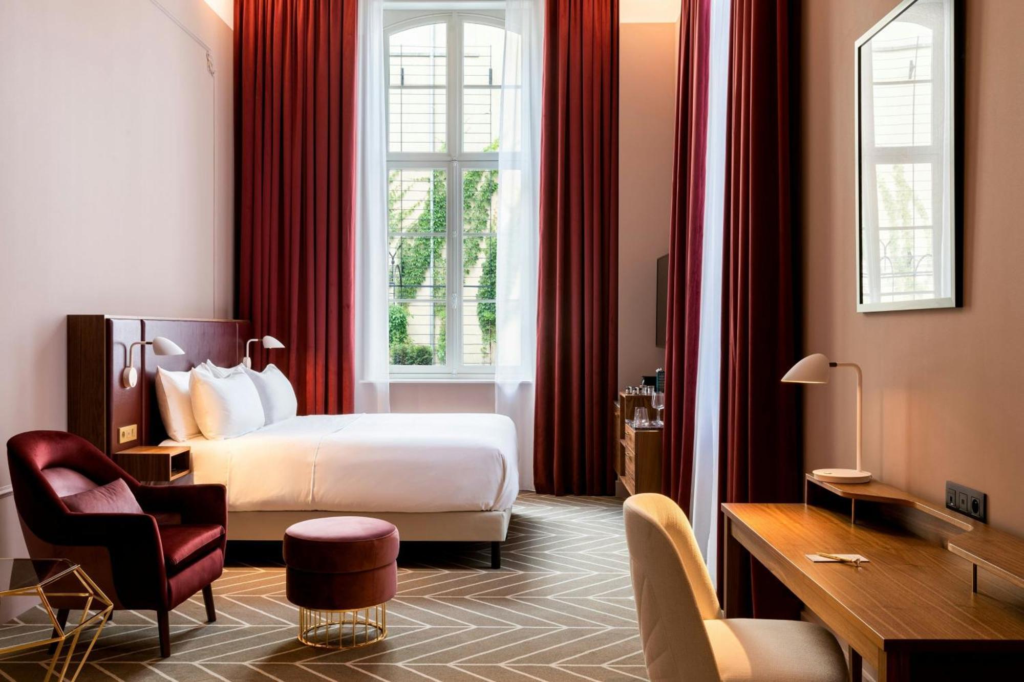Sapphire House Antwerp, Autograph Collection Hotel Exterior photo A room at the hotel